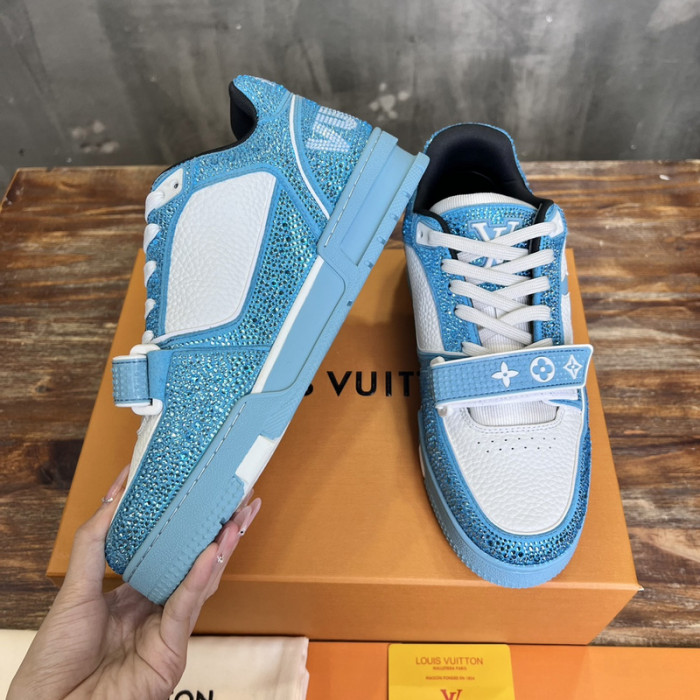 1V SNEAKERS 1V0425-222