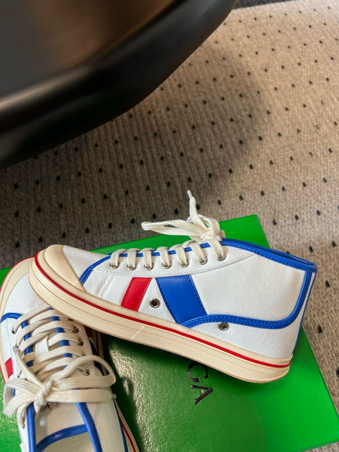 B0TTEGA Ven*ta SNEAKER BV582-100