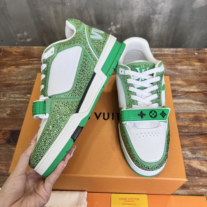 1V SNEAKERS 1V0425-224