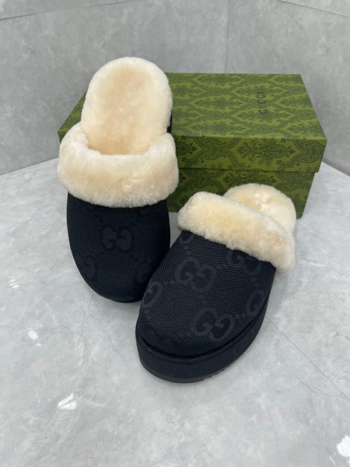 Gv*c SLIPPERS GU568-115