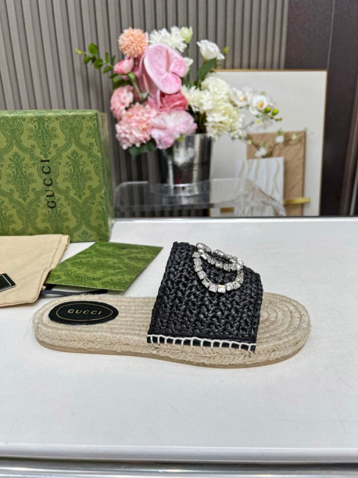 Gv*c SLIPPERS GU568-122