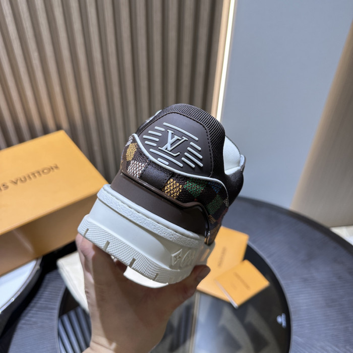 1V SNEAKERS 1V0425-258