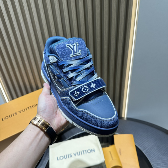 1V SNEAKERS 1V0425-266