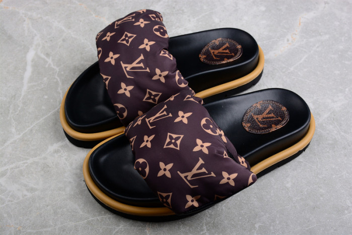 1*V SLIPPERS 11V0107-061
