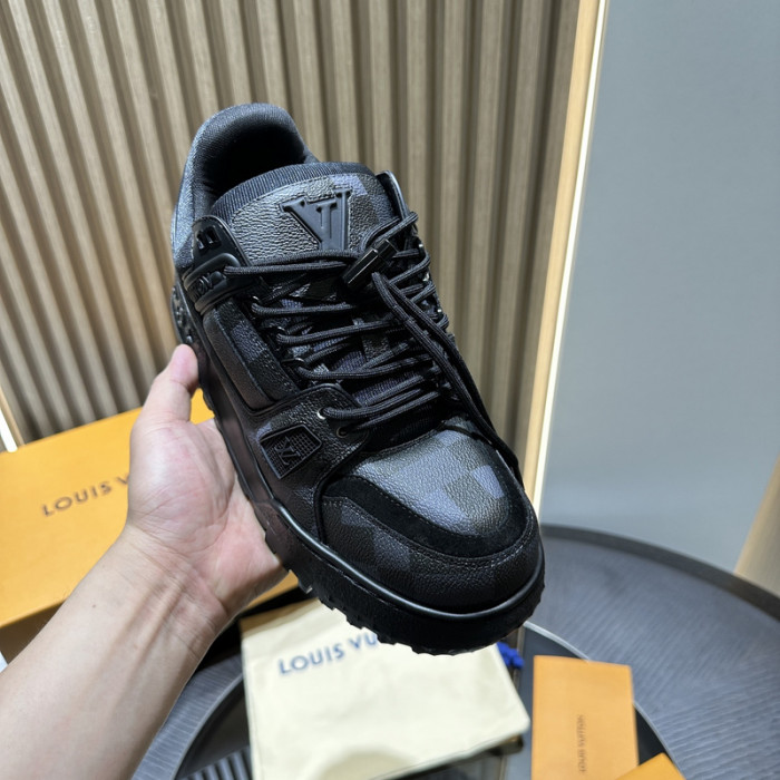 1V SNEAKERS 1V0425-291
