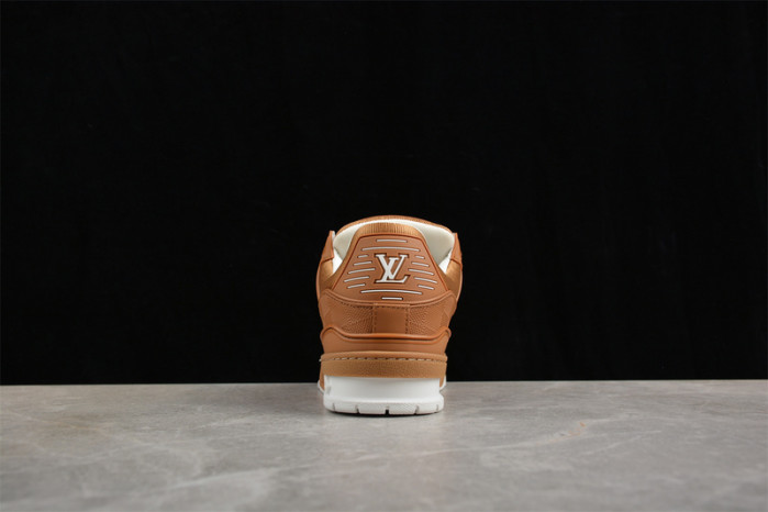 1V TRAINER 1V0425-324