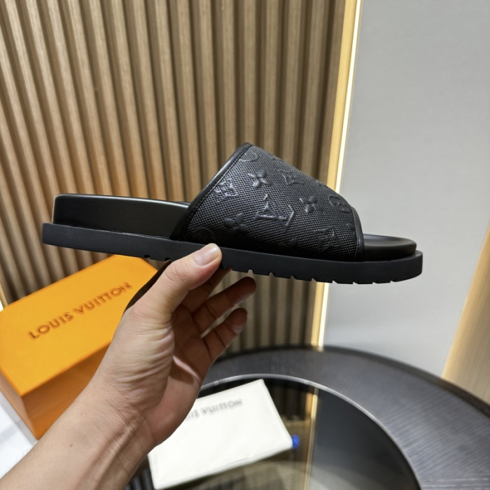 1*V SLIPPERS 11V0107-071