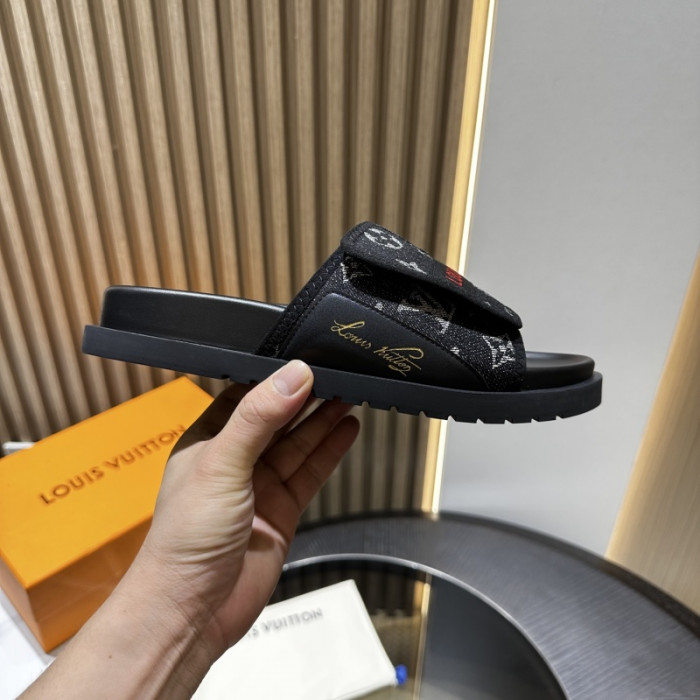 1*V SLIPPERS 11V0107-077