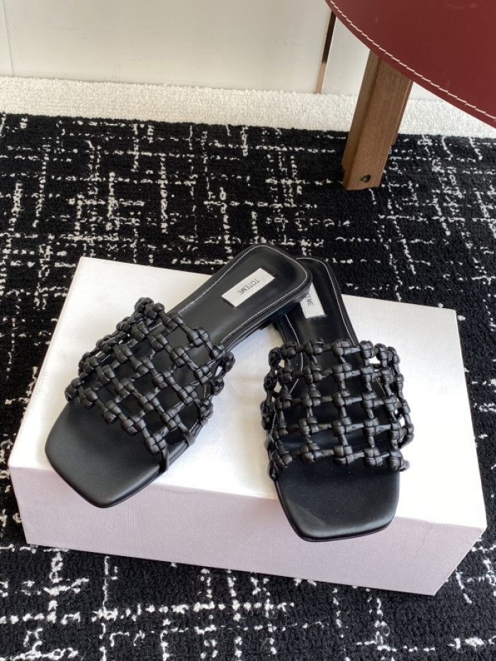 Toteme Slides OT0104-031