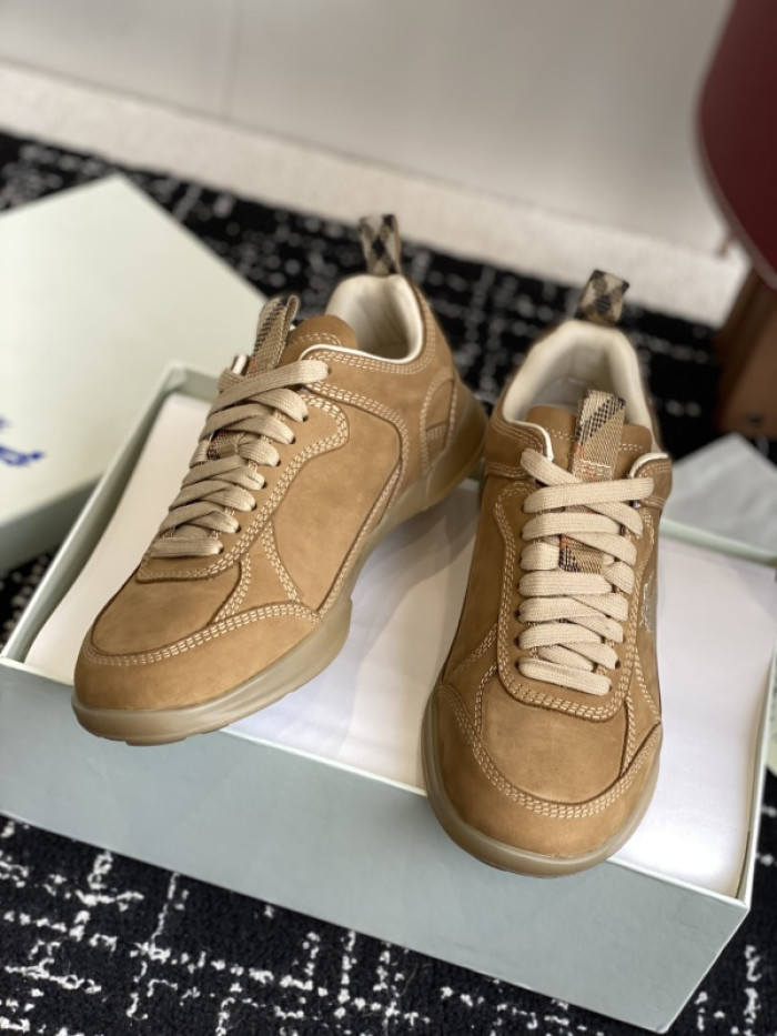 BBY SNEAKER BY00107