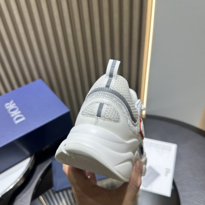 D10R B22 TRAINER SNEAKER DR258-0059