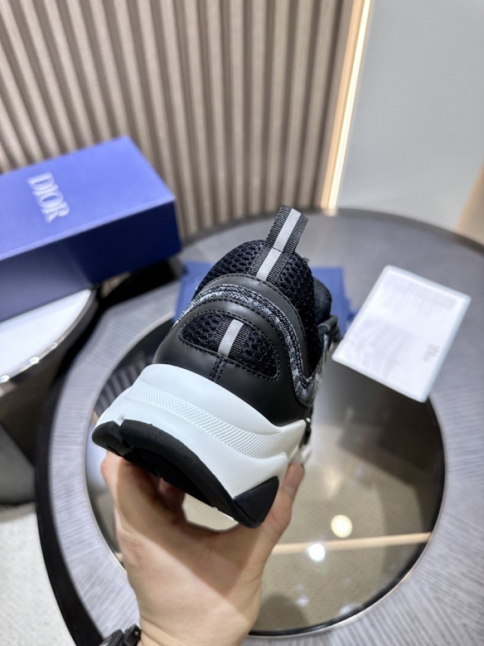 D10R B22 TRAINER SNEAKER DR258-0066