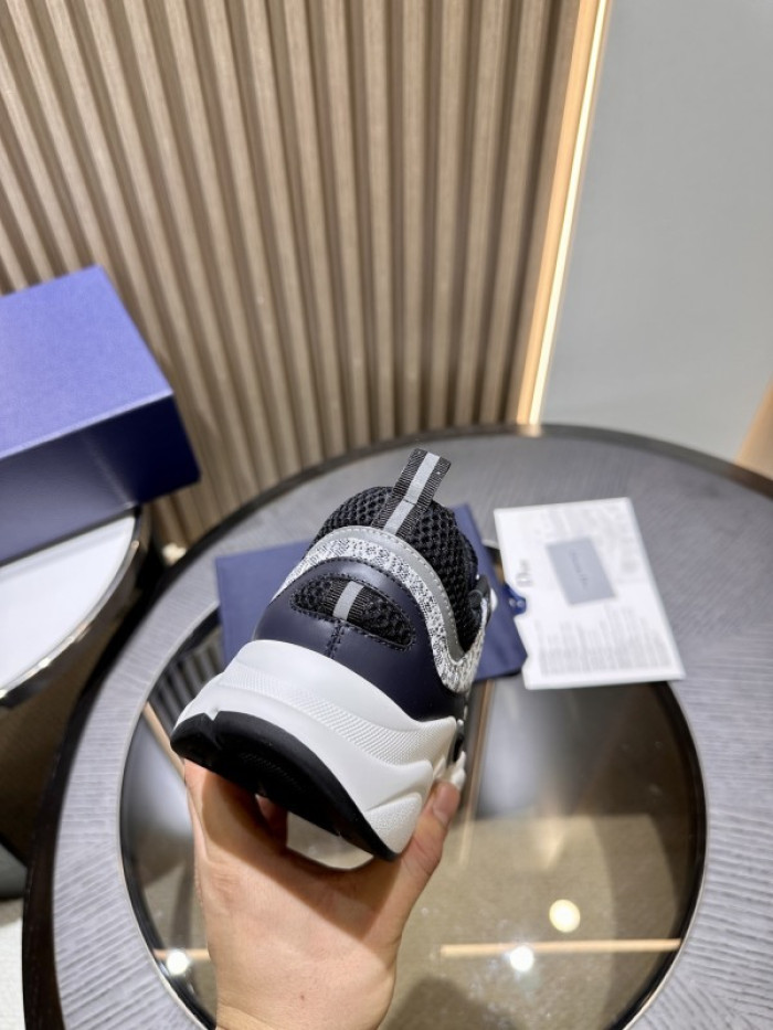 D10R B22 TRAINER SNEAKER DR258-0071