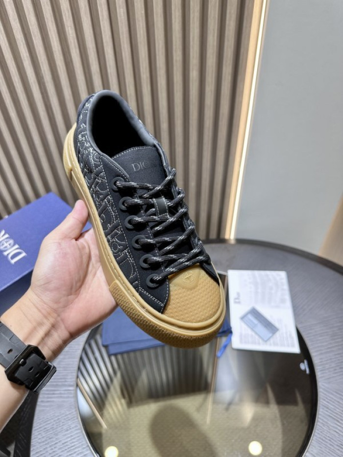 D10R B33 Sneakers Low Top DR33-040
