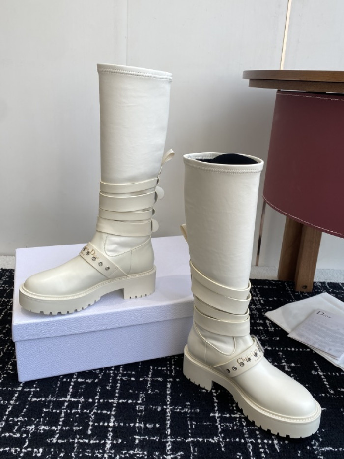 D10R Boots D897-172