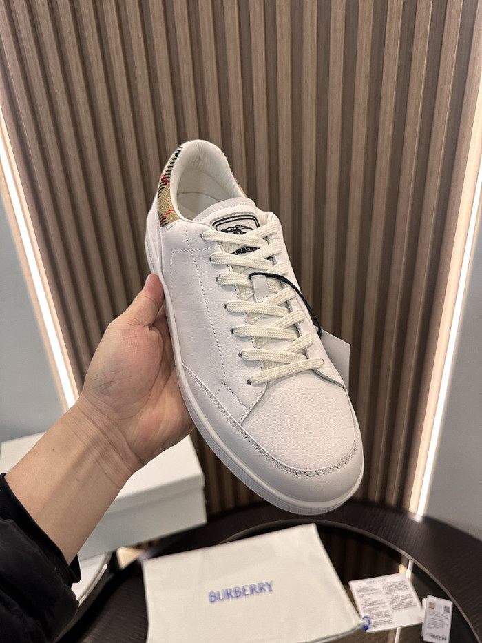 BBY SNEAKER BY00111