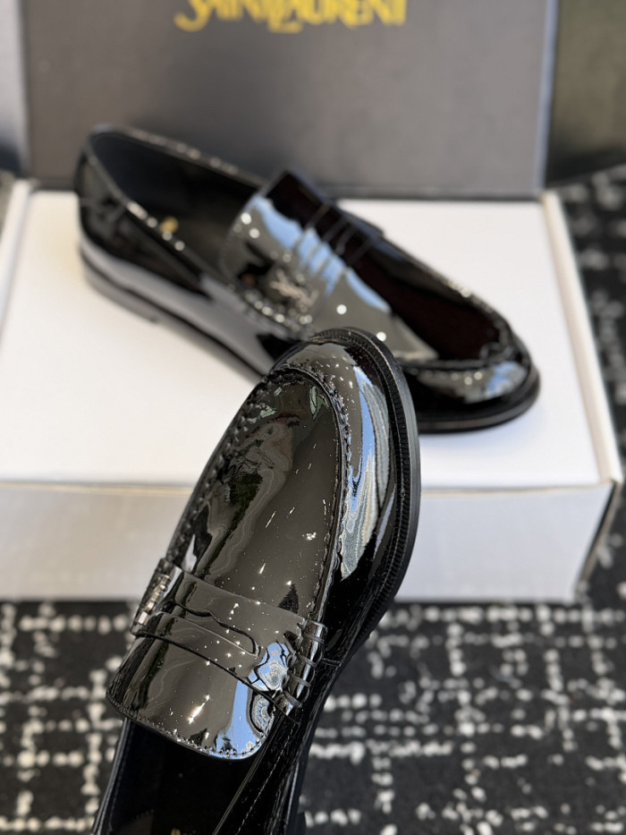 Y51 LOAFERS T0425-166