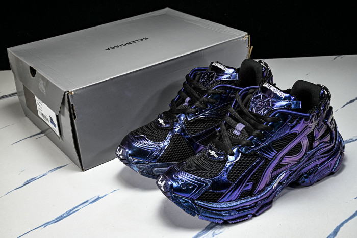 BLCG RUNNER SNEAKER 772774-WRNBT-4000