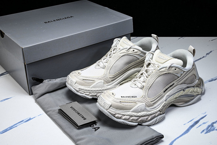 BLCG SNEAKER TRIPLE.S SNEAKERS WTRS2919