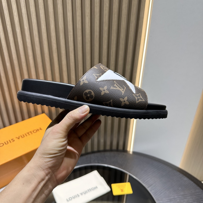 1*V SLIPPERS 11V0107-114