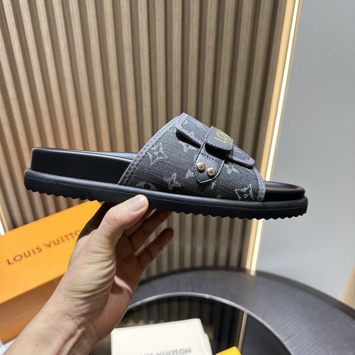 1*V SLIPPERS 11V0107-119