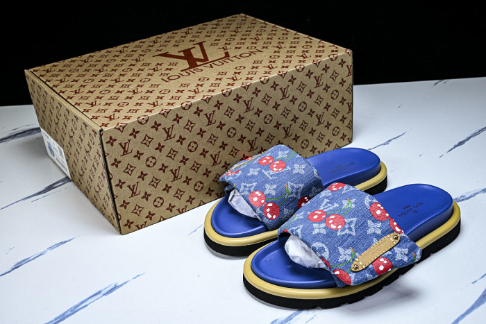 1*V SLIPPERS 11V0107-096