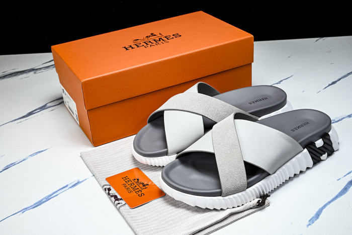 He*mes Slide CU526-2180