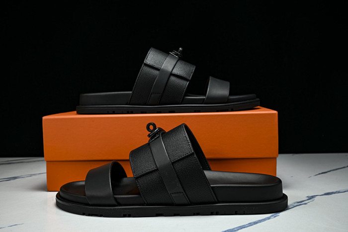 He*mes Slide CU526-2192