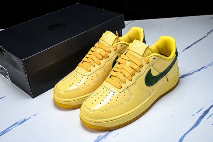 Nike Air Force 1 Low 