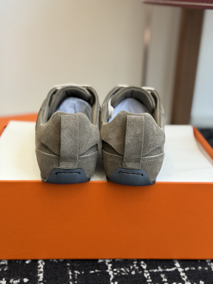 HER*MES SNEAKER HM1028-199