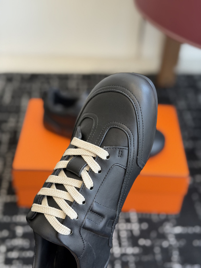 HER*MES SNEAKER HM1028-200