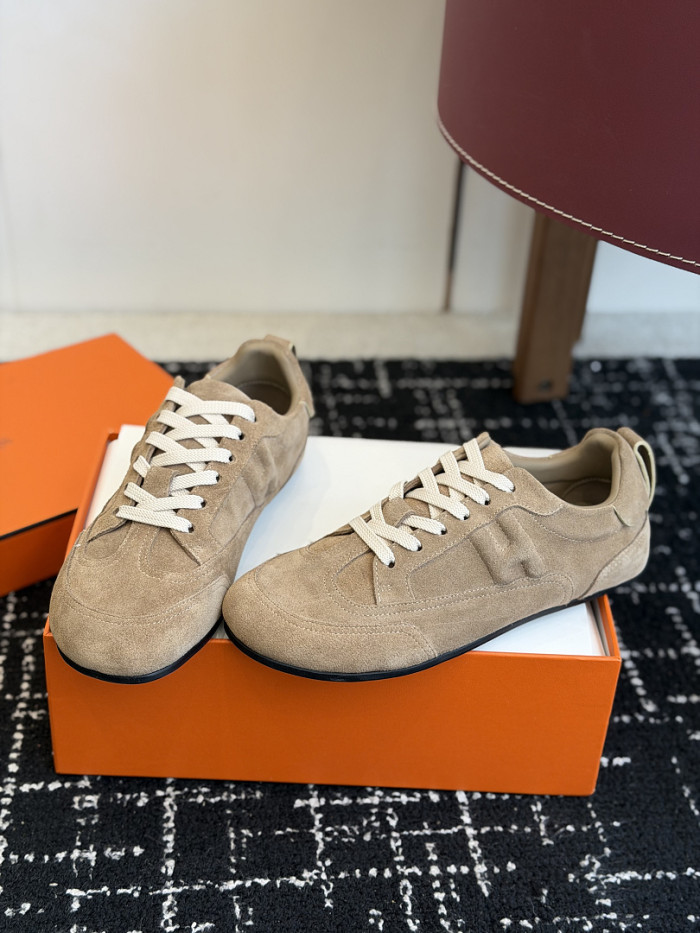 HER*MES SNEAKER HM1028-201