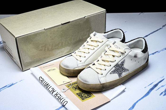 G01den G003e SNEAKERS GGS00035