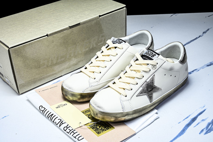 G01den G003e SNEAKERS GGS00037