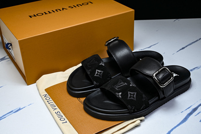 1*V SLIPPERS 11V0107-158