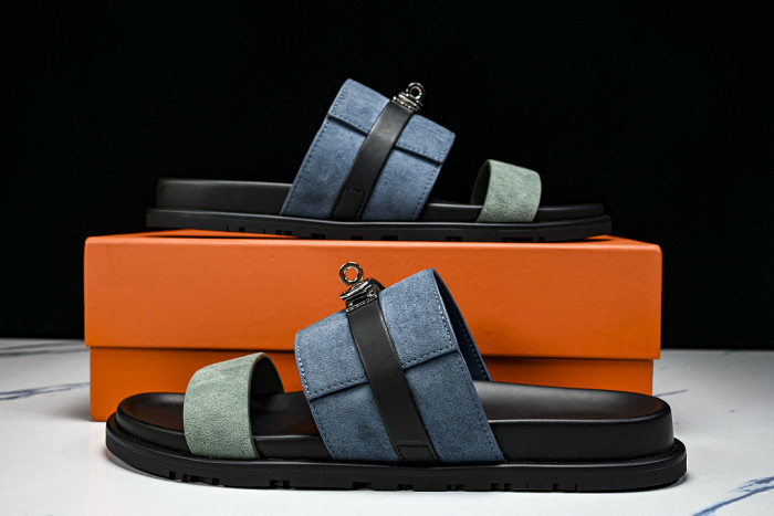 He*mes Slide CU526-2196
