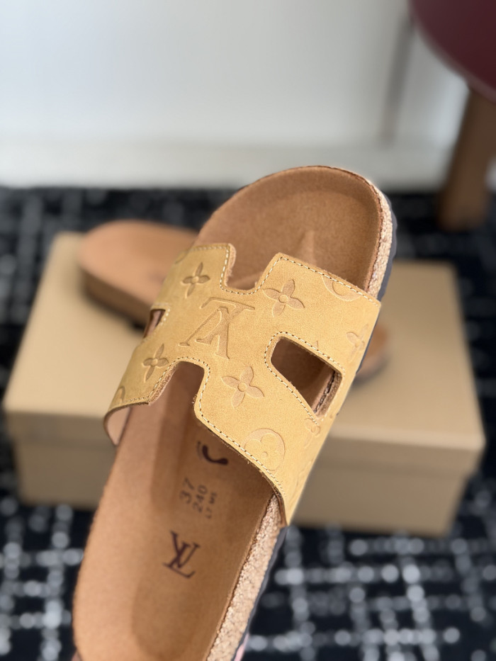 1*V SLIPPERS 11V0107-135