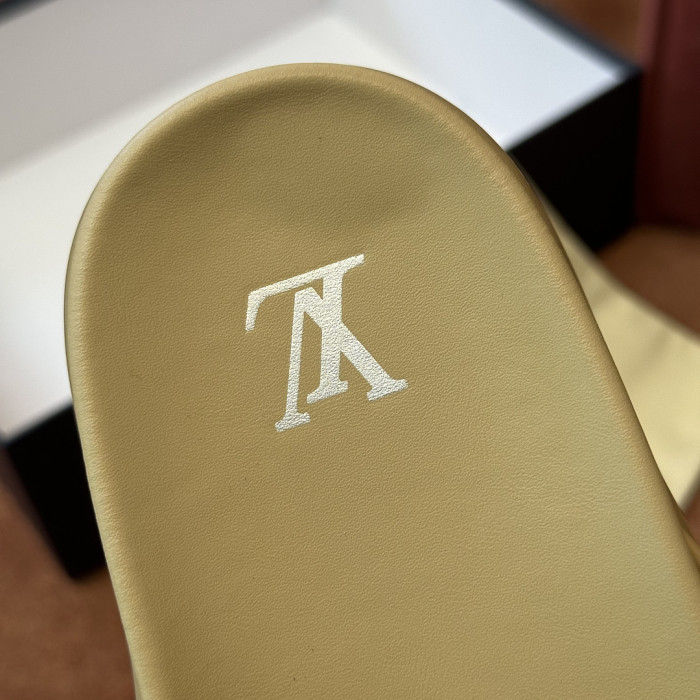1*V SLIPPERS 11V0107-141