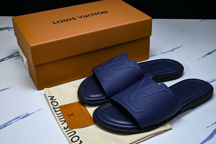 1*V SLIPPERS 11V0107-144