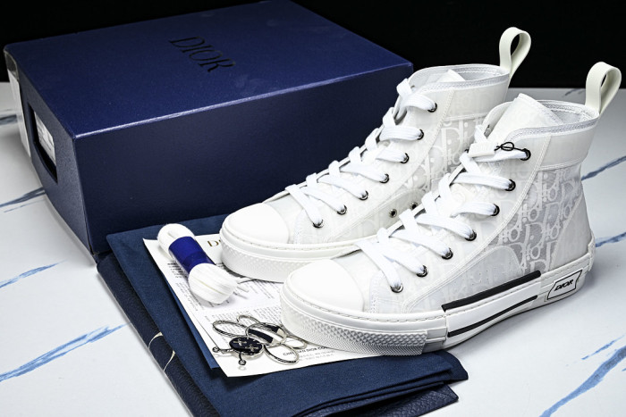D10R B23 Sneakers DR1256-5604