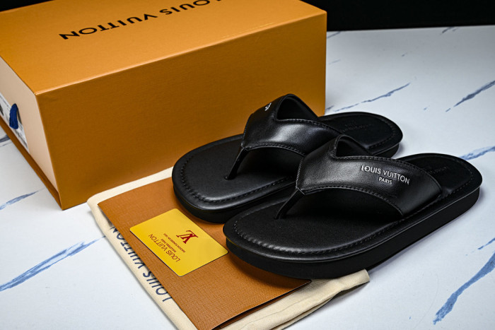 1*V SLIPPERS 11V0107-164