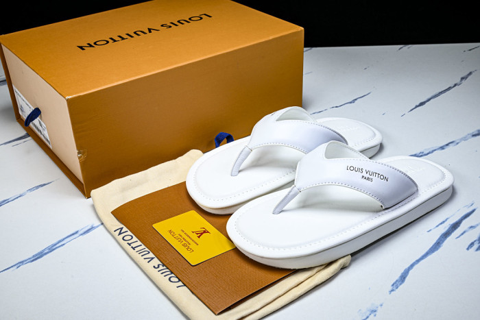 1*V SLIPPERS 11V0107-165