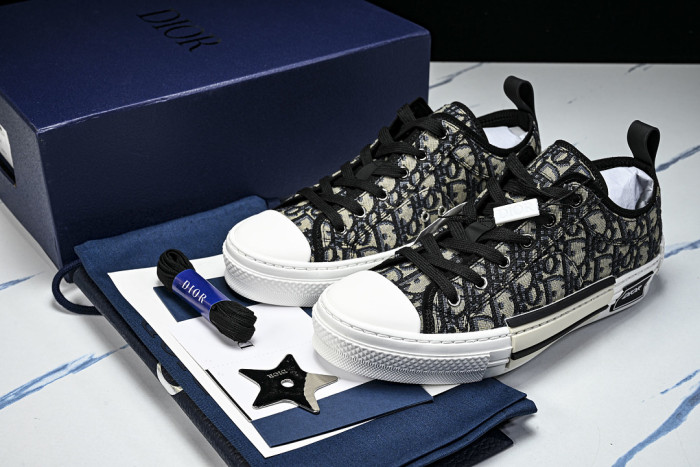 D10R B23 Sneakers DR1256-5610