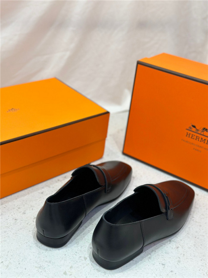 HER*MES SNEAKER HM1028-100