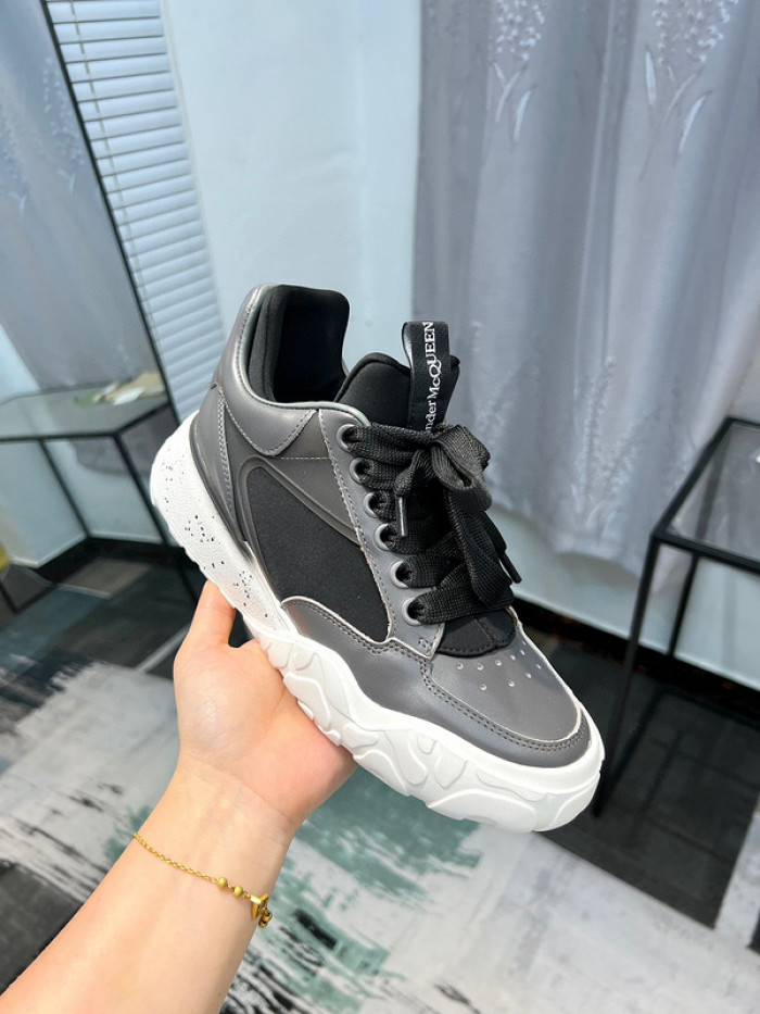 A1EXANDER M*QUEEN SNEAKERS WHGP7-147