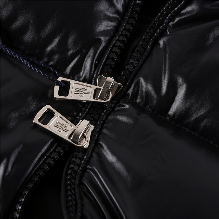 m0ncle mon0926-049