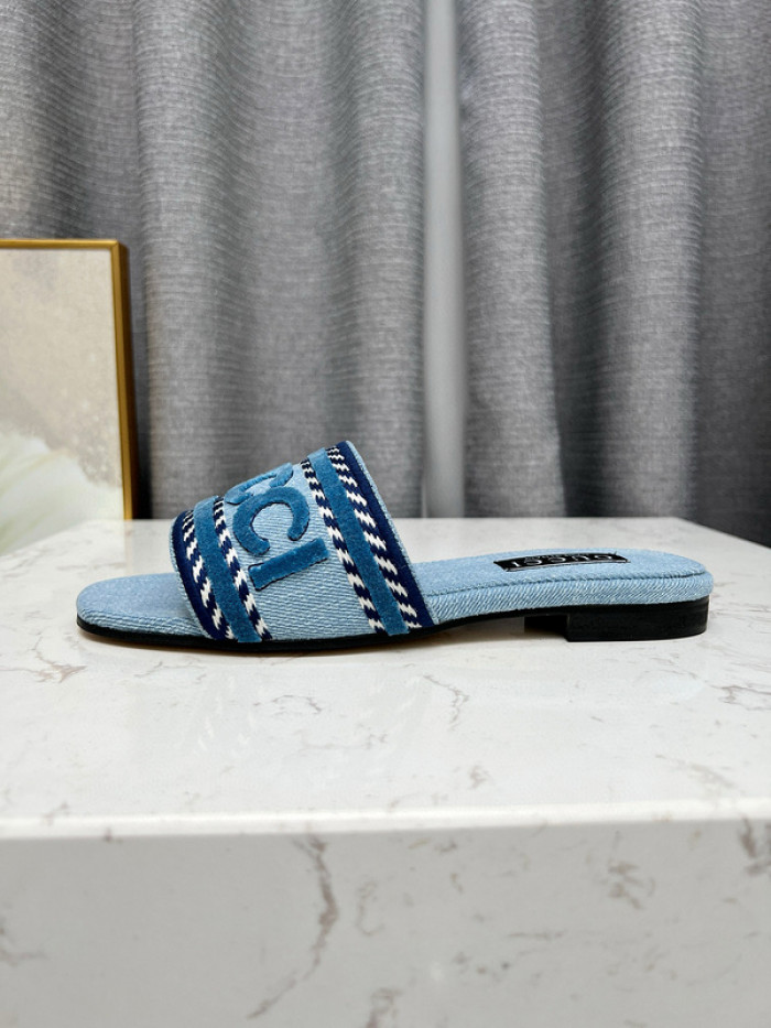 GUC* SLIPPERS DR258-087