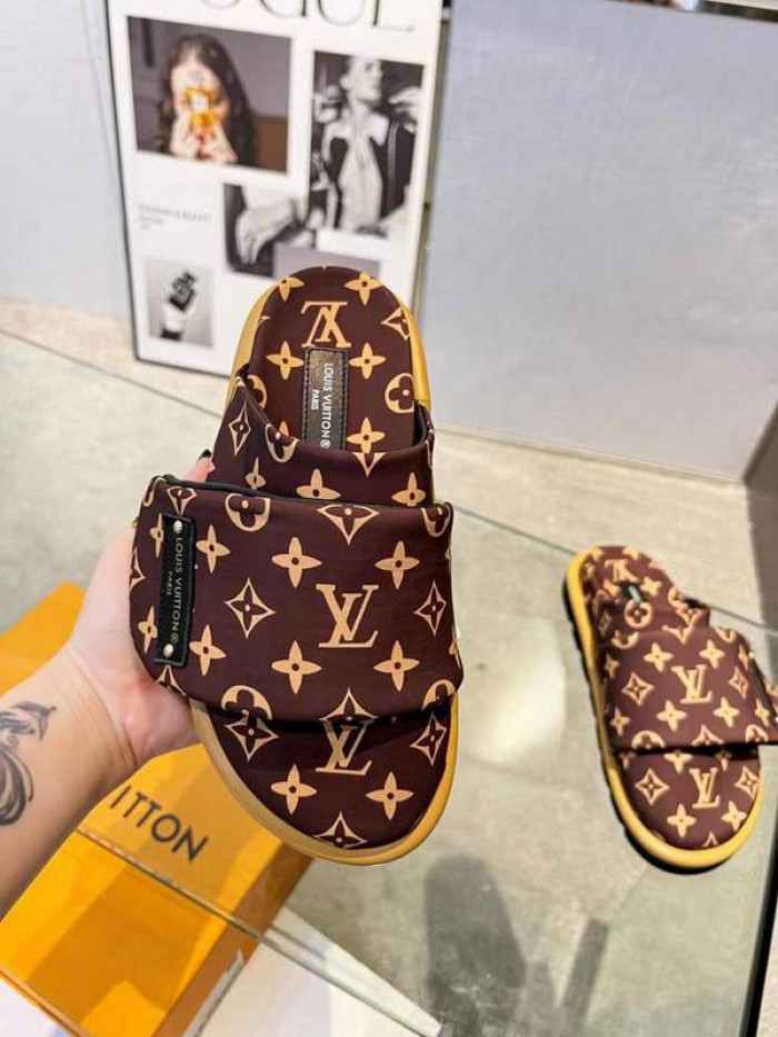 1*V SLIPPERS 11V0107-016