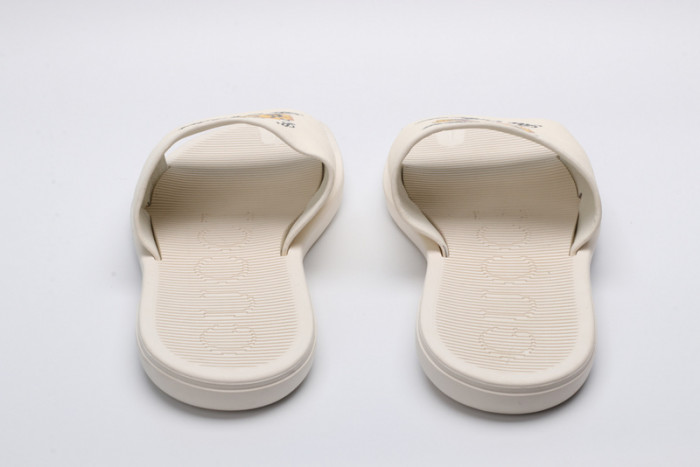 gucc slippers