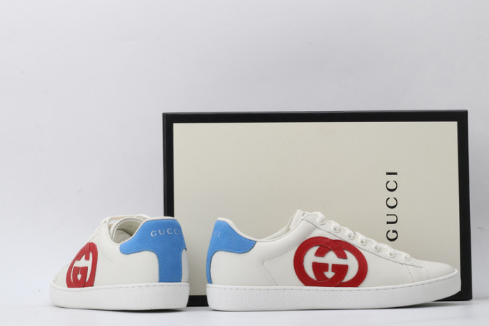 gucc ace embroidered low-top sneaker 431942a38g09066